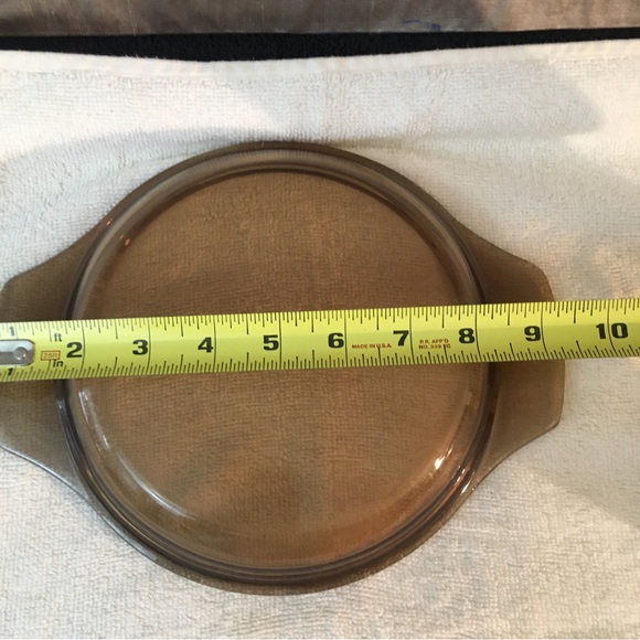 Vintage Pyrex Made England casserole lids 2- amber clear- - Picture 8 of 12